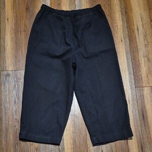Falls Creek Women's Pull On Elastic Waist Capri Pants - Sz. M